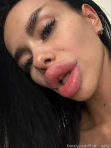 слив lustful slut